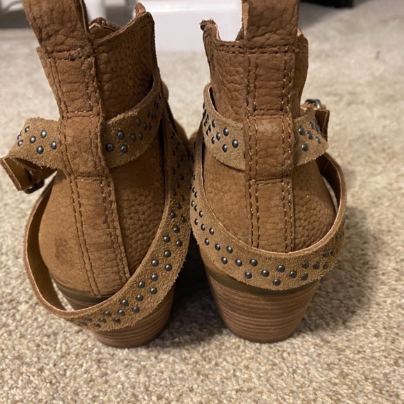Lucky brand boots - Picture 6 of 6